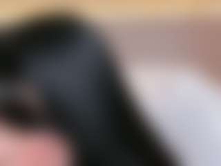 Live cam show with Emma - Oil on CamwithHer