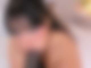 Live cam show with Emma - Ass Bouncing on boobsie.com