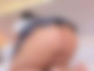 Live cam show with Emma - Young Adult on x69.live