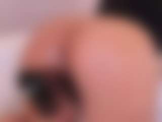 Emma's Live Sex Cam Show