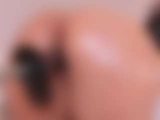 Live cam show with Emma - Twerk on xxxlivecams.org
