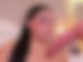Live cam show with Emma - Facial on madthumbs