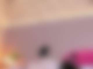 Live cam show with Emma - Deepthroat on Fling VIP Chat