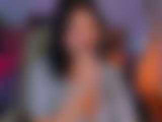 Keeeelly MILF webcam performer live streaming