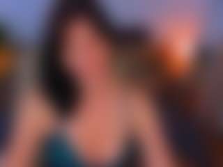 Keeeelly MILF webcam performer live streaming