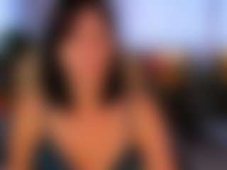 Keeeelly MILF webcam performer live streaming