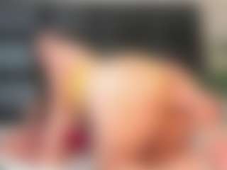 Maturedoly-1's Live Sex Cam Show