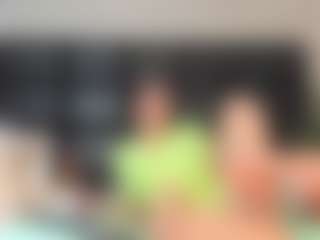 Maturedoly-1's Live Sex Cam Show