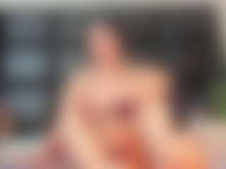 Maturedoly-1's Live Sex Cam Show