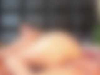 Maturedoly-1's Live Sex Cam Show