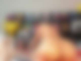 Maturedoly-1's Live Sex Cam Show