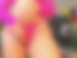 Maturedoly-1 MILF webcam performer live streaming