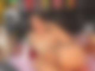 Maturedoly-1's Live Sex Cam Show