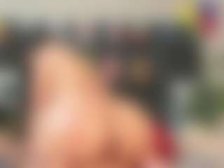 Maturedoly-1's Live Sex Cam Show