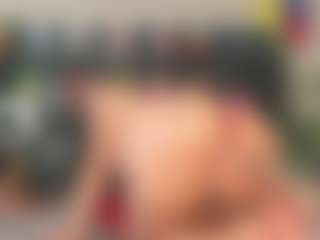 Maturedoly-1's Live Sex Cam Show