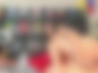 Maturedoly-1's Live Sex Cam Show