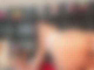Maturedoly-1's Live Sex Cam Show