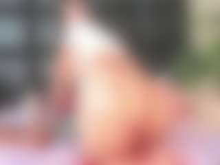 Maturedoly-1's Live Sex Cam Show