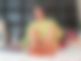 Maturedoly-1's Live Sex Cam Show