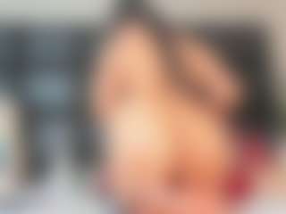Maturedoly-1's Live Sex Cam Show