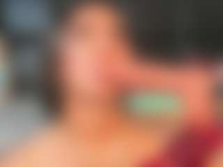 Maturedoly-1's Live Sex Cam Show