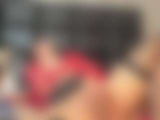 Maturedoly-1's Live Sex Cam Show