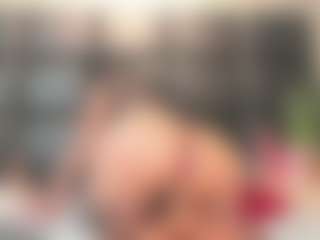Maturedoly-1's Live Sex Cam Show