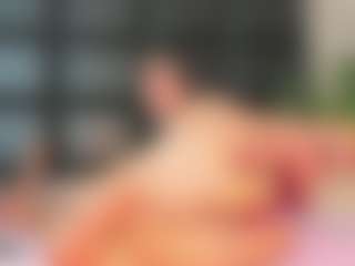 Live cam show with Maturedoly-1 - Mature on liverealitysex.com