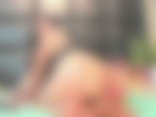 Maturedoly-1's Live Sex Cam Show