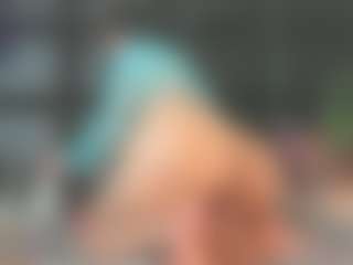 Maturedoly-1's Live Sex Cam Show