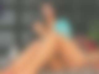 Maturedoly-1's Live Sex Cam Show