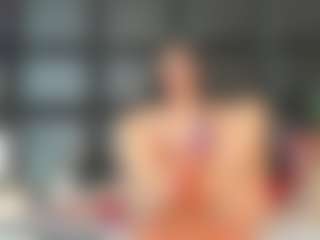 Maturedoly-1's Live Sex Cam Show
