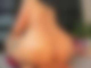Maturedoly-1's Live Sex Cam Show