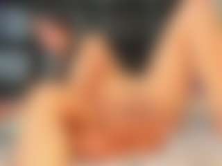 Maturedoly-1's Live Sex Cam Show