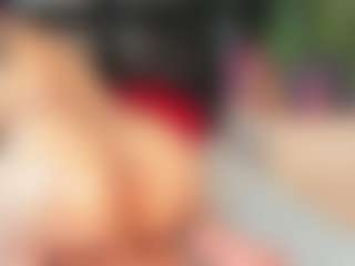 Maturedoly-1's Live Sex Cam Show
