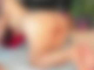 Maturedoly-1's Live Sex Cam Show