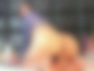Maturedoly-1's Live Sex Cam Show