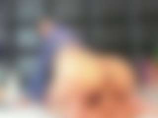Maturedoly-1's Live Sex Cam Show