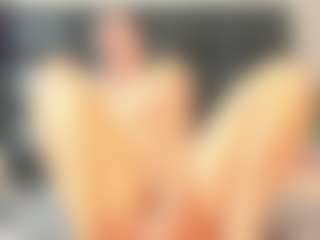 Maturedoly-1's Live Sex Cam Show