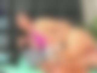 Maturedoly-1's Live Sex Cam Show