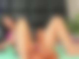 Maturedoly-1's Live Sex Cam Show