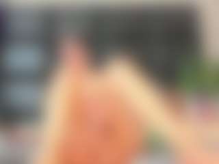 Maturedoly-1's Live Sex Cam Show
