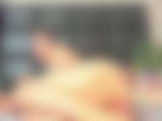 Maturedoly-1's Live Sex Cam Show