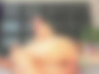 Maturedoly-1's Live Sex Cam Show