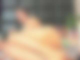Maturedoly-1's Live Sex Cam Show