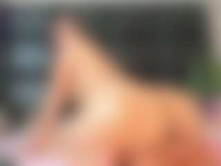 Maturedoly-1's Live Sex Cam Show