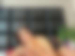 Live cam show with Maturedoly-1 - Athletic MILF on TeamSkeetLive