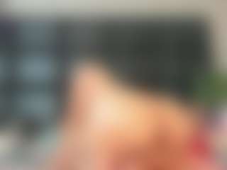 Maturedoly-1's Live Sex Cam Show