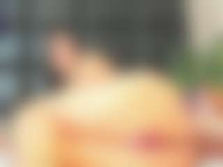 Maturedoly-1's Live Sex Cam Show