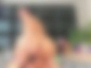 Maturedoly-1's Live Sex Cam Show